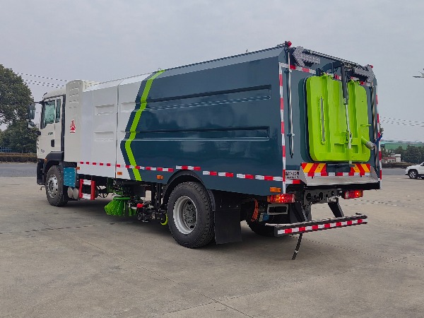 華威馳樂(lè)牌SGZ5181TXSZBEV型純電動(dòng)洗掃車(chē)|中國(guó)重汽HOWO豪沃TX新能源洗掃車(chē)