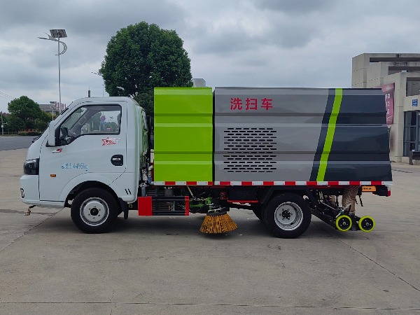華威馳樂牌SGZ5040TXSEQ6型洗掃車|東風(fēng)途逸【藍牌C證可駕駛】國六排放洗掃車