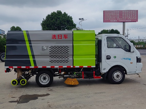 華威馳樂牌SGZ5040TXSEQ6型洗掃車|東風(fēng)途逸【藍牌C證可駕駛】國六排放洗掃車